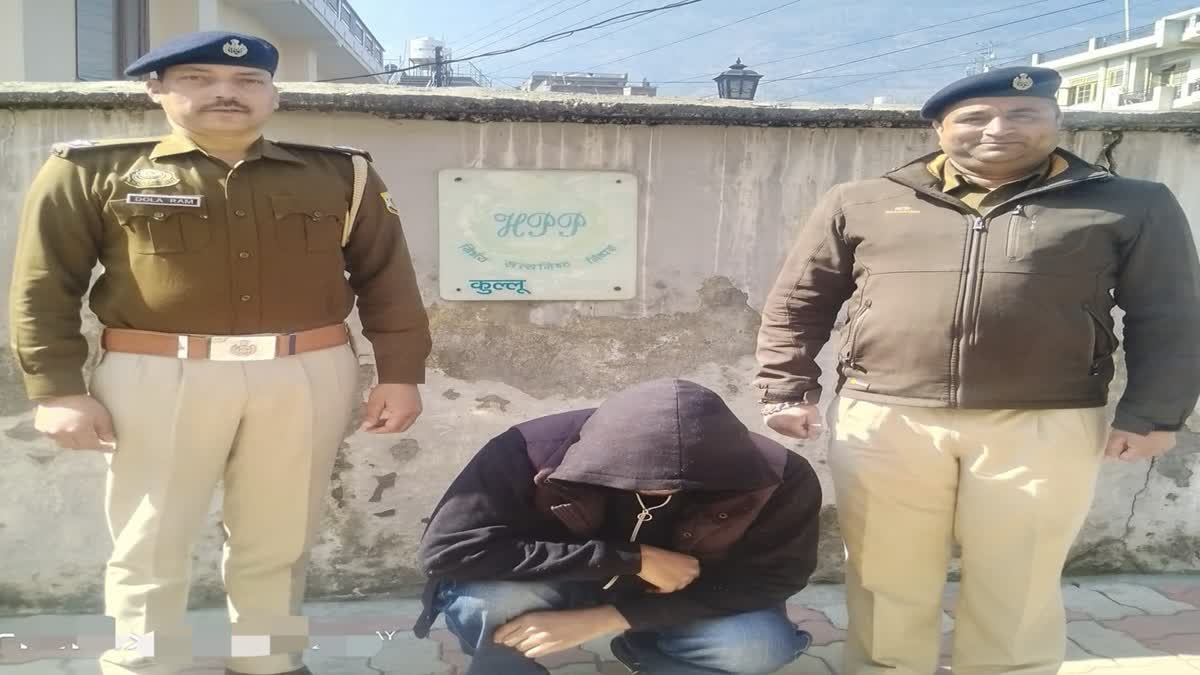 कुल्लू पुलिस ने दिल्ली एयरपोर्ट से किया नशा तस्कर को गिरफ्तार