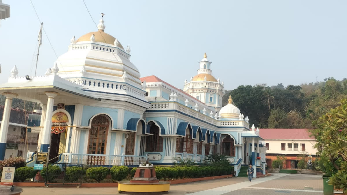 गोव्यातील ऐतिहासिक महत्त्व असलेले मंगेशी मंदिर आणि शांतादुर्गा मंदिर; मंगेशकर कुटुंबीयांसोबत देखील आहे खास नातं! Mangeshi Temple