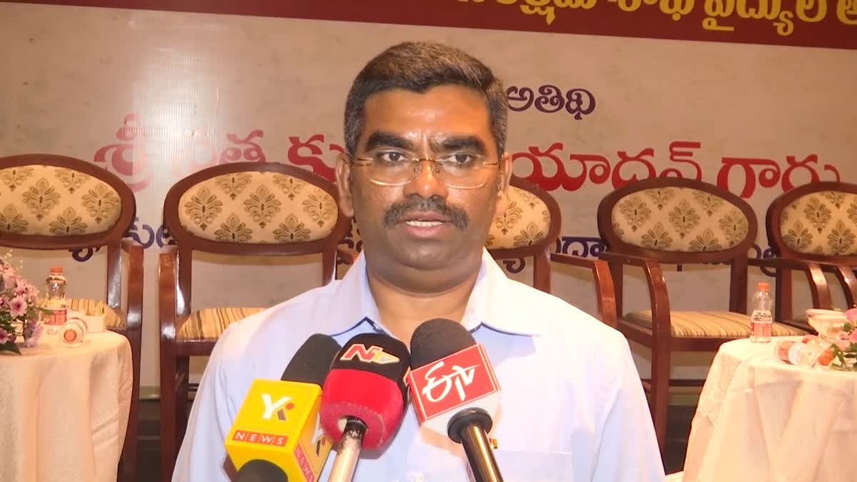 State Health Commissioner Veerapandian Clarity on Bird Flu in AP