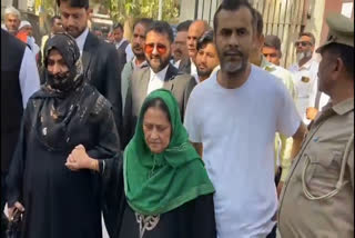 रामपुर में कोर्ट पहुंचीं आजम खान की पत्नी, बेटा और बहन