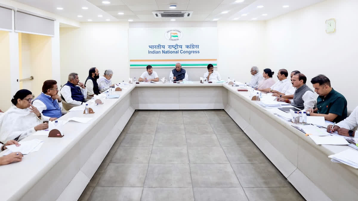 Congress President Mallikarjun Kharge, Lok Sabha LoP Rahul Gandhi, Congress General Secretary (Organisation) KC Venugopal, and others at the CEC meeting for Kerala at AICC headquarters, New Delhi,  on Mar 17, 2026.