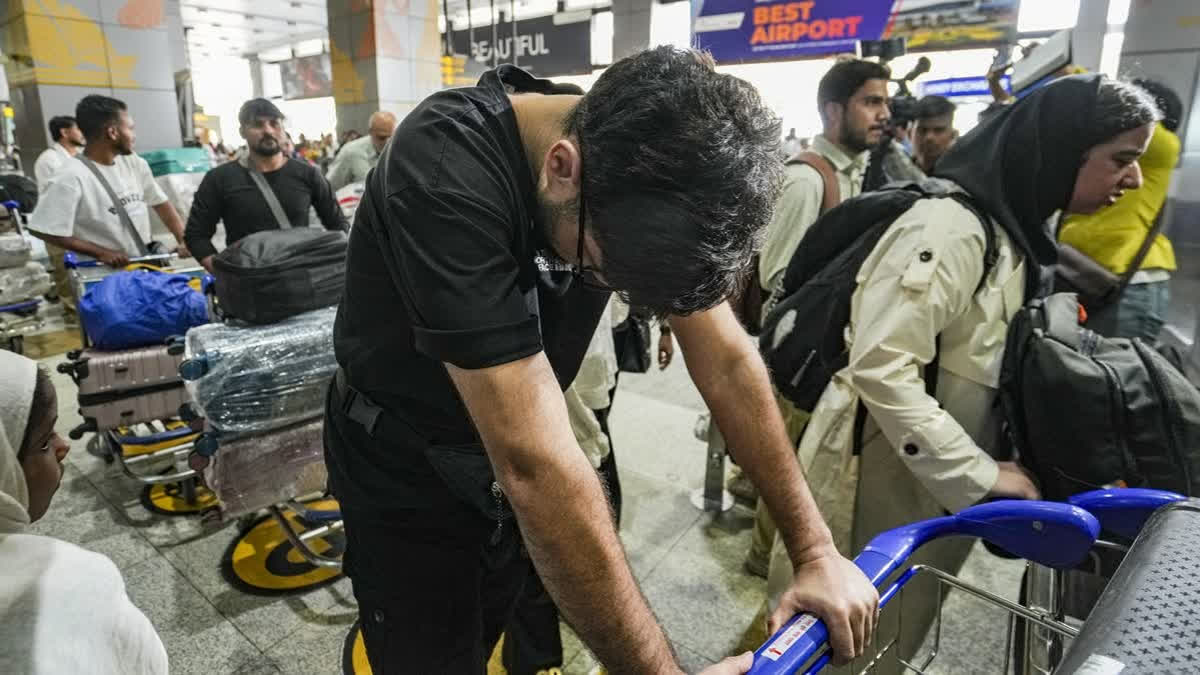 Indian students looking to repatriate from war-torn Iran after remaining stranded for several days at the Iran-Azerbaijan border, have been offered an alternative exit via Armenia.