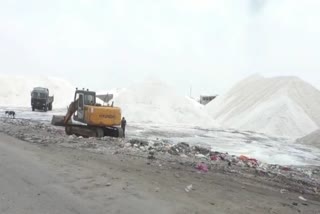 કમોસમી વરસાદથી અગરિયાઓની હાલત બની કફોડી