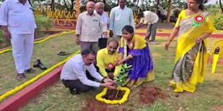 Canada People Special Wishes To CM Chandrababu