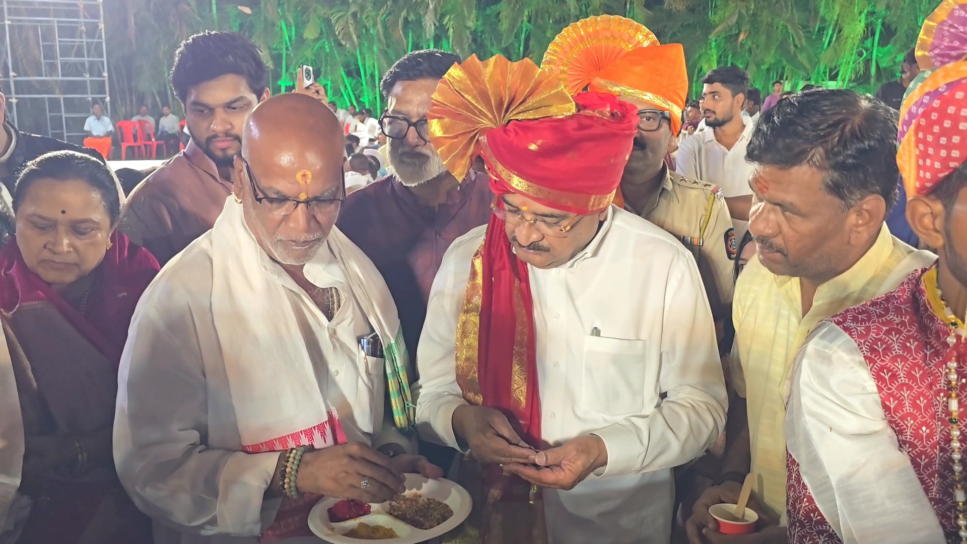Shirdi Couple Performs 'Kanyadaan' Of 2,500 Girls Through Mass Marriages In Last 25 Years