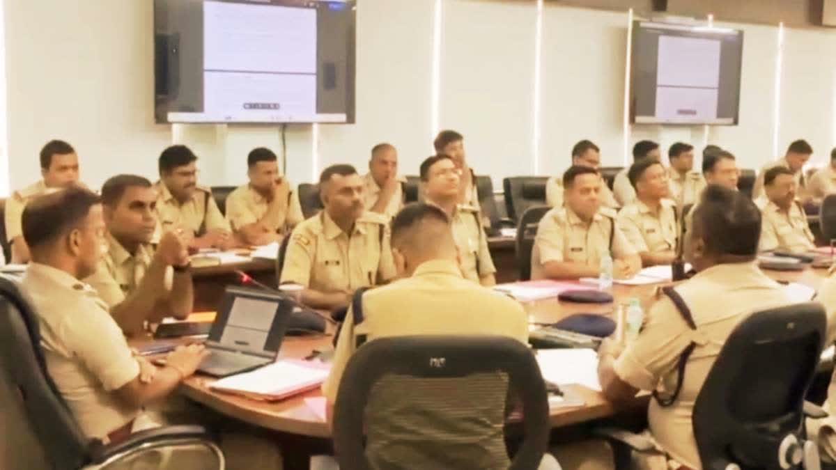 warrants-disposed-in-dhanbad-action-against-absconding-warrants