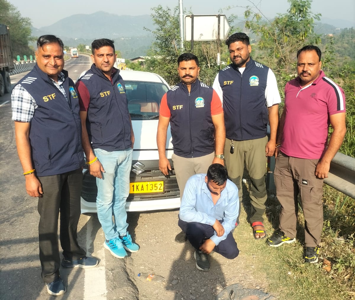 Accused arrested with Chitta in Bilaspur