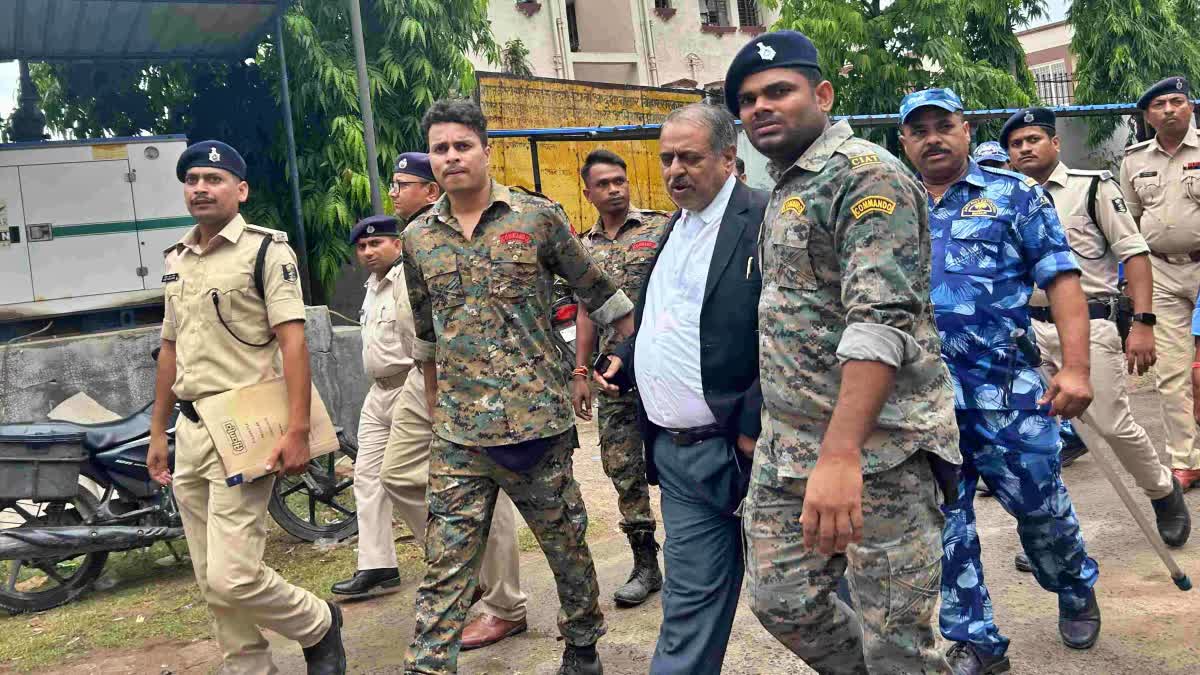 दरभंगा में वकील गिरफ्तार