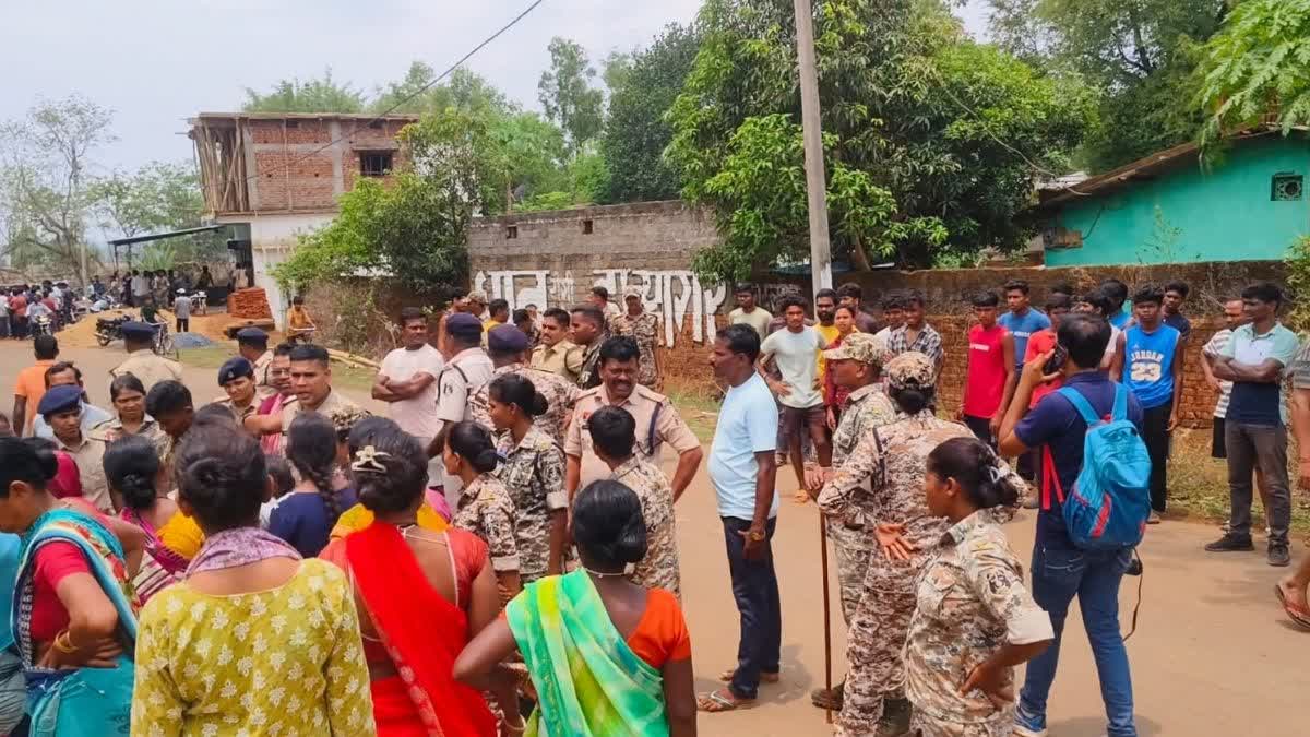 Karpavand villagers create ruckus