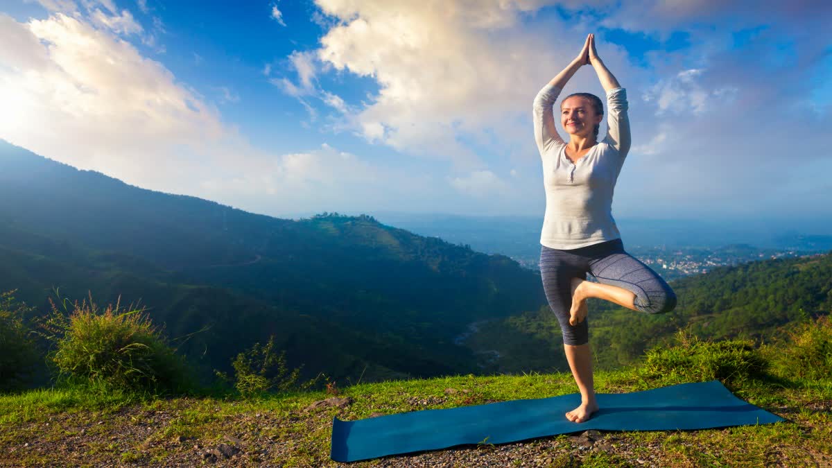 Health what-time-of-day-and-how-often-is-best-to-do-yoga
