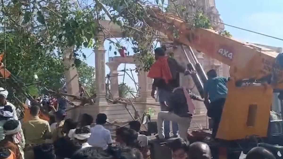 महाराष्ट्र: परभणी में हनुमान मंदिर की छत गिरी, 6 श्रद्धालुओं की मौत, कई मलबे  में दबे