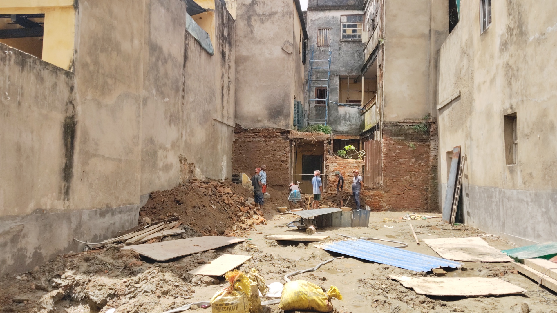 Bowbazar Metro Disaster