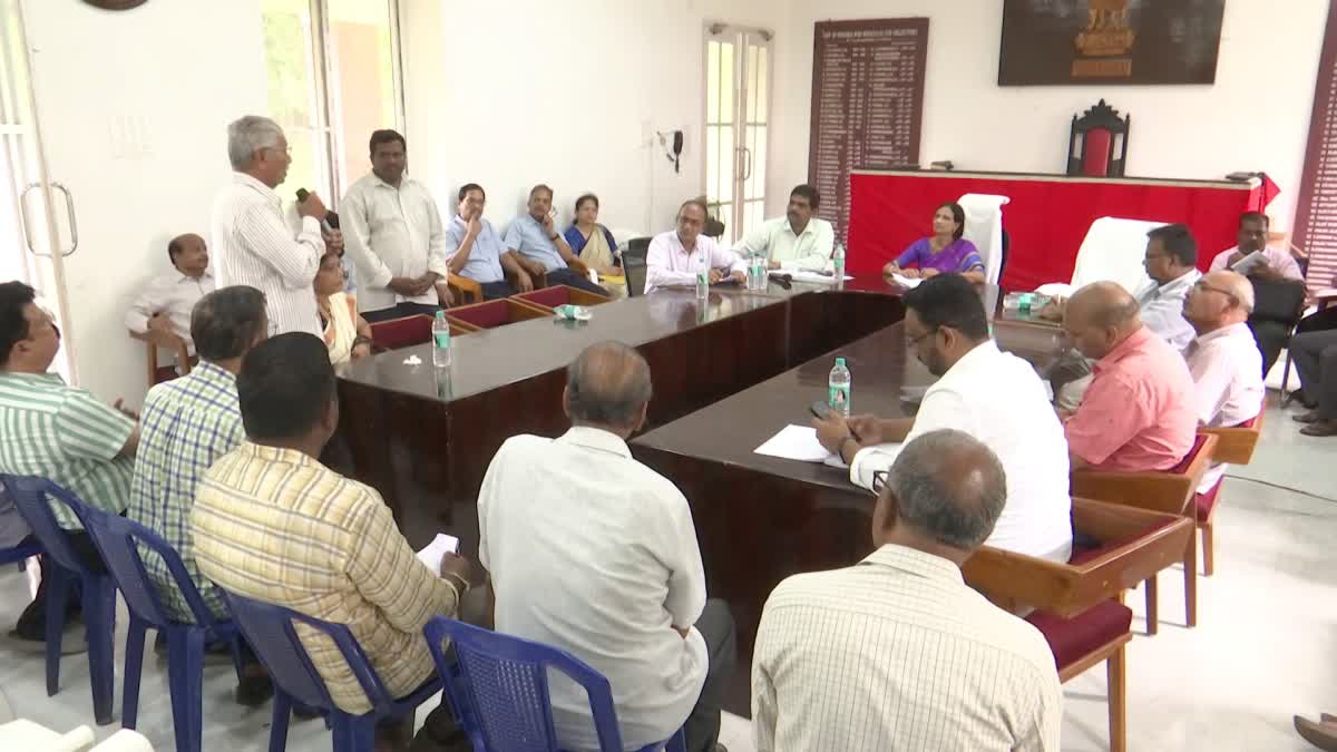 Vijayawada Residents Demanding Change in Metro Rail Alignment