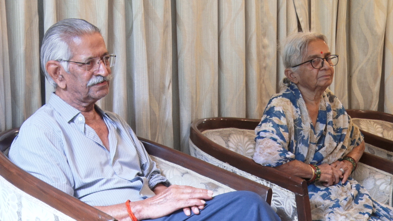 Arun Kumar Ojha with wife Suman Ojha