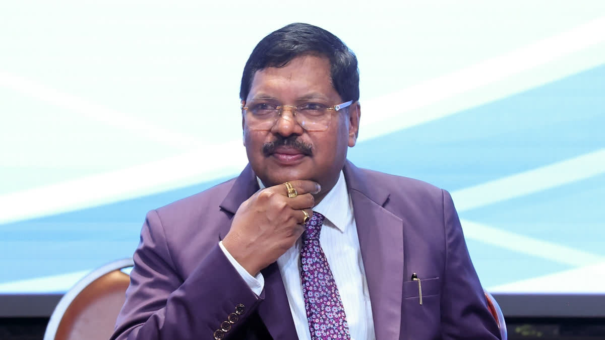 CJI Gavai: Judges Wield Immense Power, Must Be Carried With Utmost Humility And Responsibility Non-Judicial Members Of Tribunals Averse To Passing Orders Against Govt, Must Reflect: CJI B R Gavai