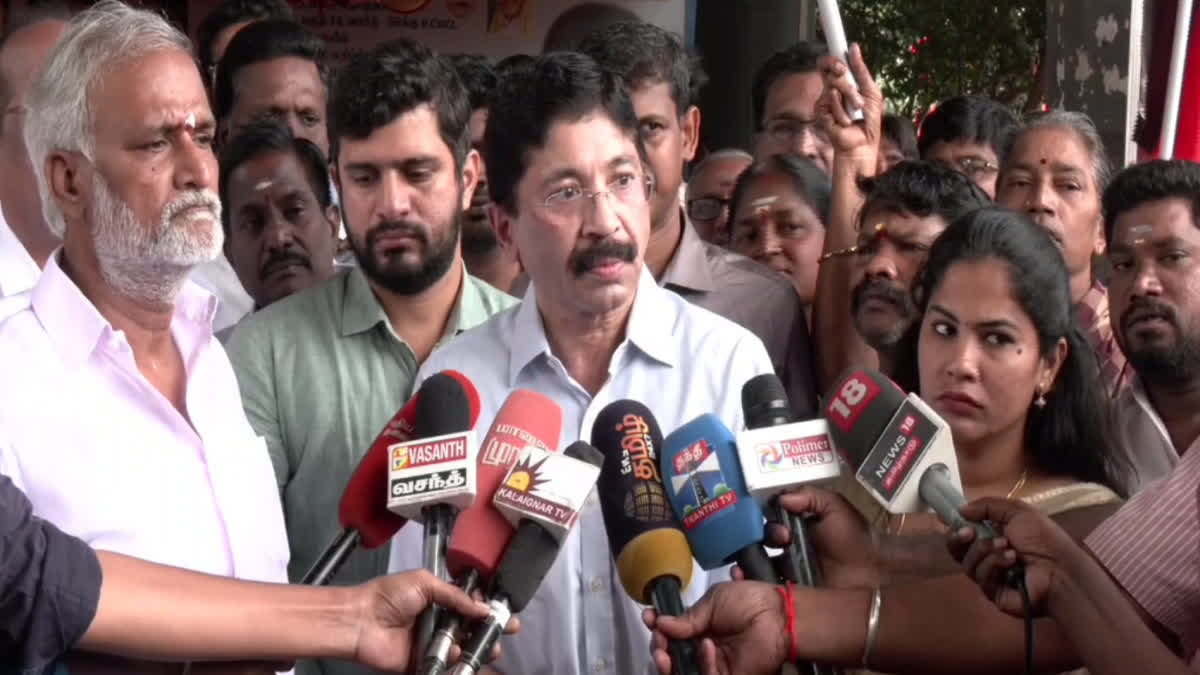 "முதலில் அவரது அப்பாவிற்கு மரியாதை கொடுக்கச் சொல்லுங்கள்" - அன்புமணியை சாடிய தயாநிதி மாறன்!