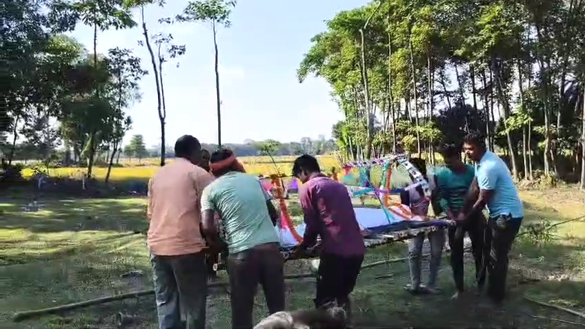 A Hindu man in Malda was boycotted after death due to a land dispute, but Muslim neighbours stepped in to perform his last rites respectfully.