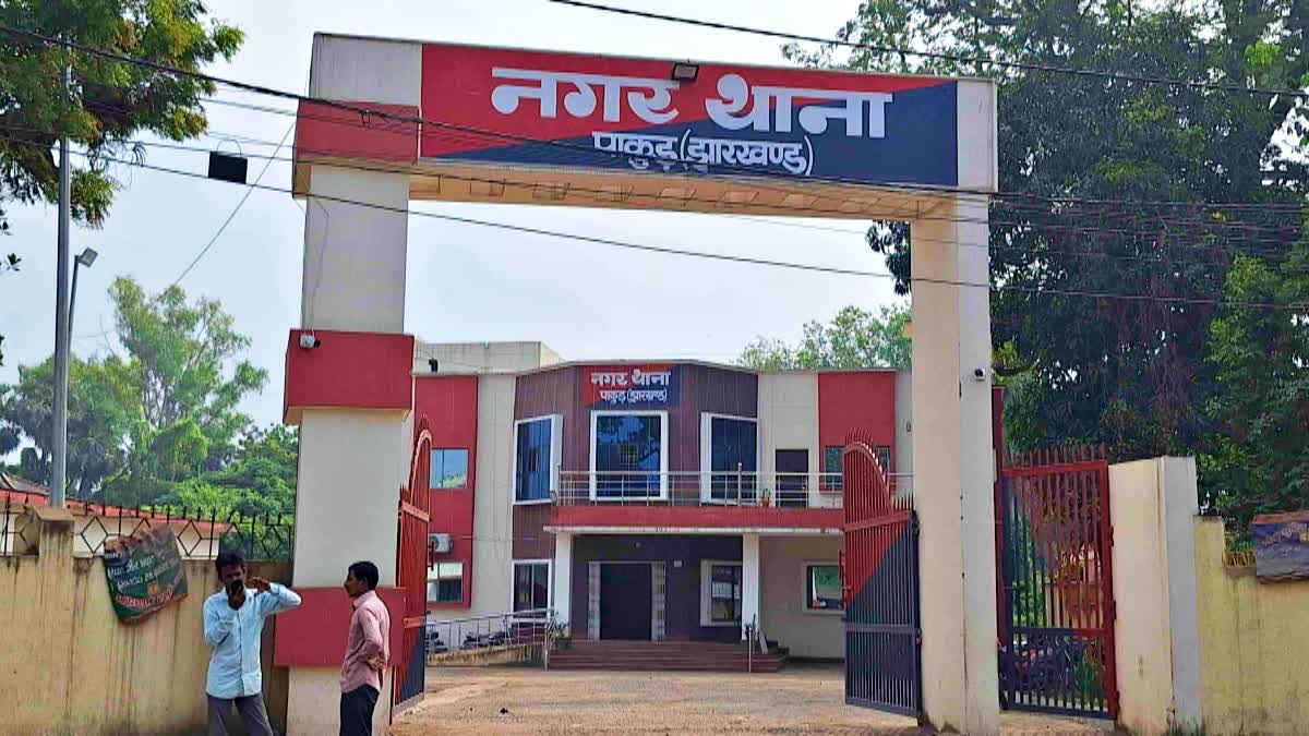 Several jawan including two head constables suspended for sleeping on duty in Pakur