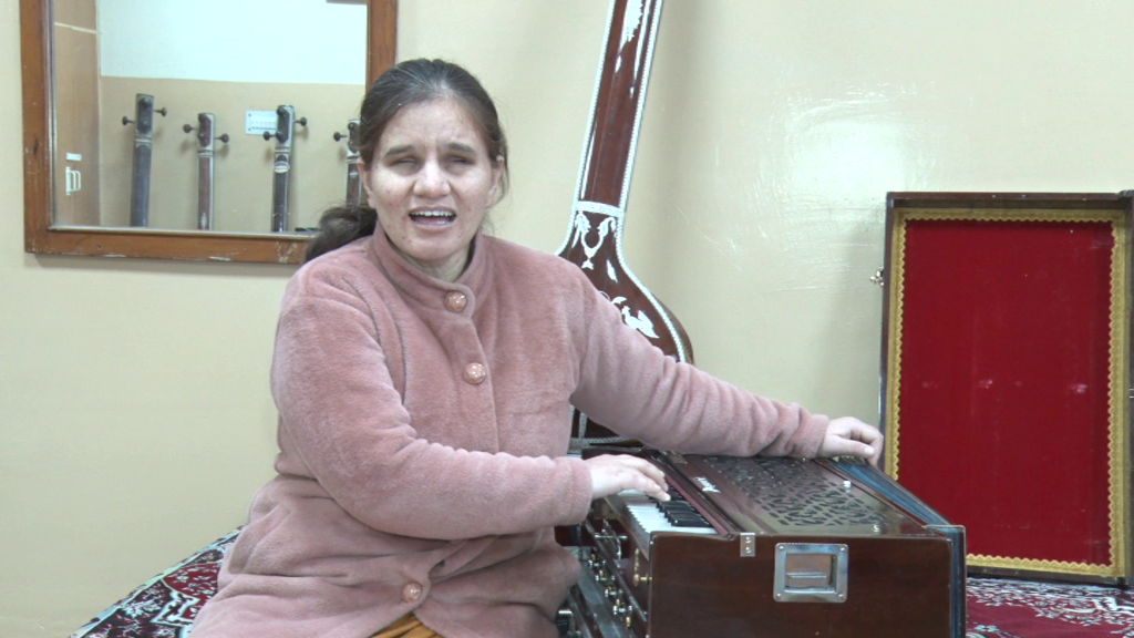 शिमला के आरकेएमवी कॉलेज में संगीत की असिस्टेंट प्रोफेसर हैं मुस्कान