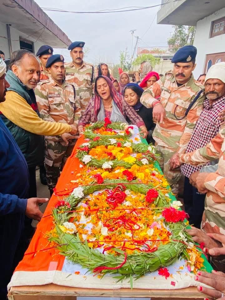 ITBP जवान रमन कुमार का पैतृक गांव में हुआ अंतिम संस्कार