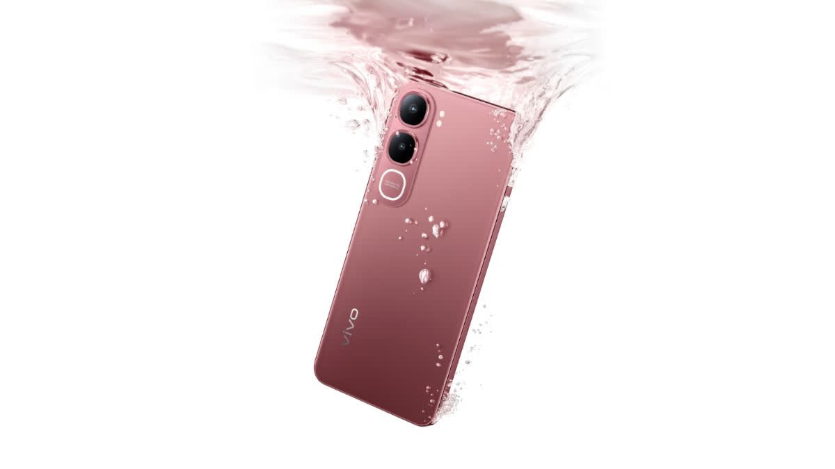 Vivo Leads Indian Smartphone Market In 2025, Selling 32.1 Million Units, Says Report Vivo Leads Indian Smartphone Market In 2025, Selling 32.1 Million Units, Says Report