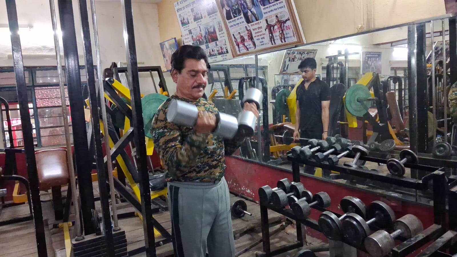 Making Record After Retirement: 70-Year-Old Weightlifters From Chhindwara Win Gold For India In Vietnam