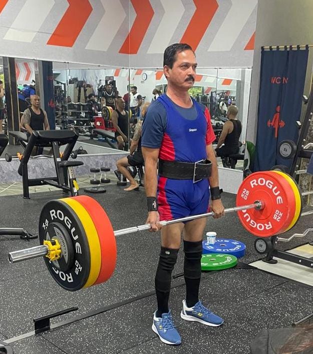 Making Record After Retirement: 70-Year-Old Weightlifters From Chhindwara Win Gold For India In Vietnam