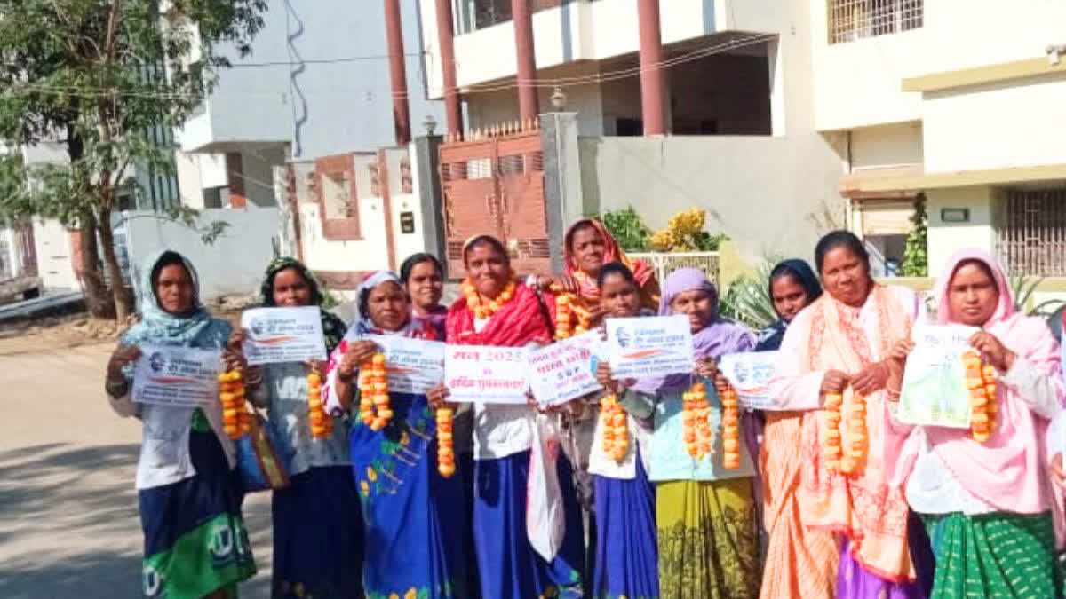 छत्तीसगढ़ में स्वच्छता दीदियों और सफाई मित्रों को वीकली ऑफ, राहत वाली कई  सुविधाओं की घोषणा