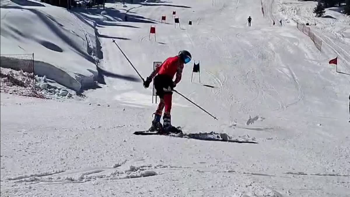 گلمرگ میں چنار اوپن ونٹر گیمز کا اختتام