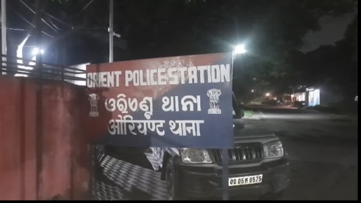 Woman dead body recovered from locked house