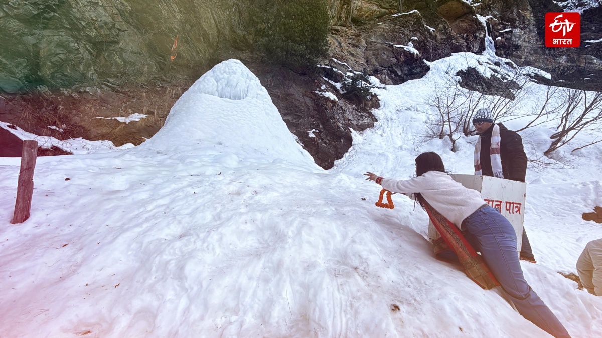 KULLU ANJNI MAHADEV TEMPLE