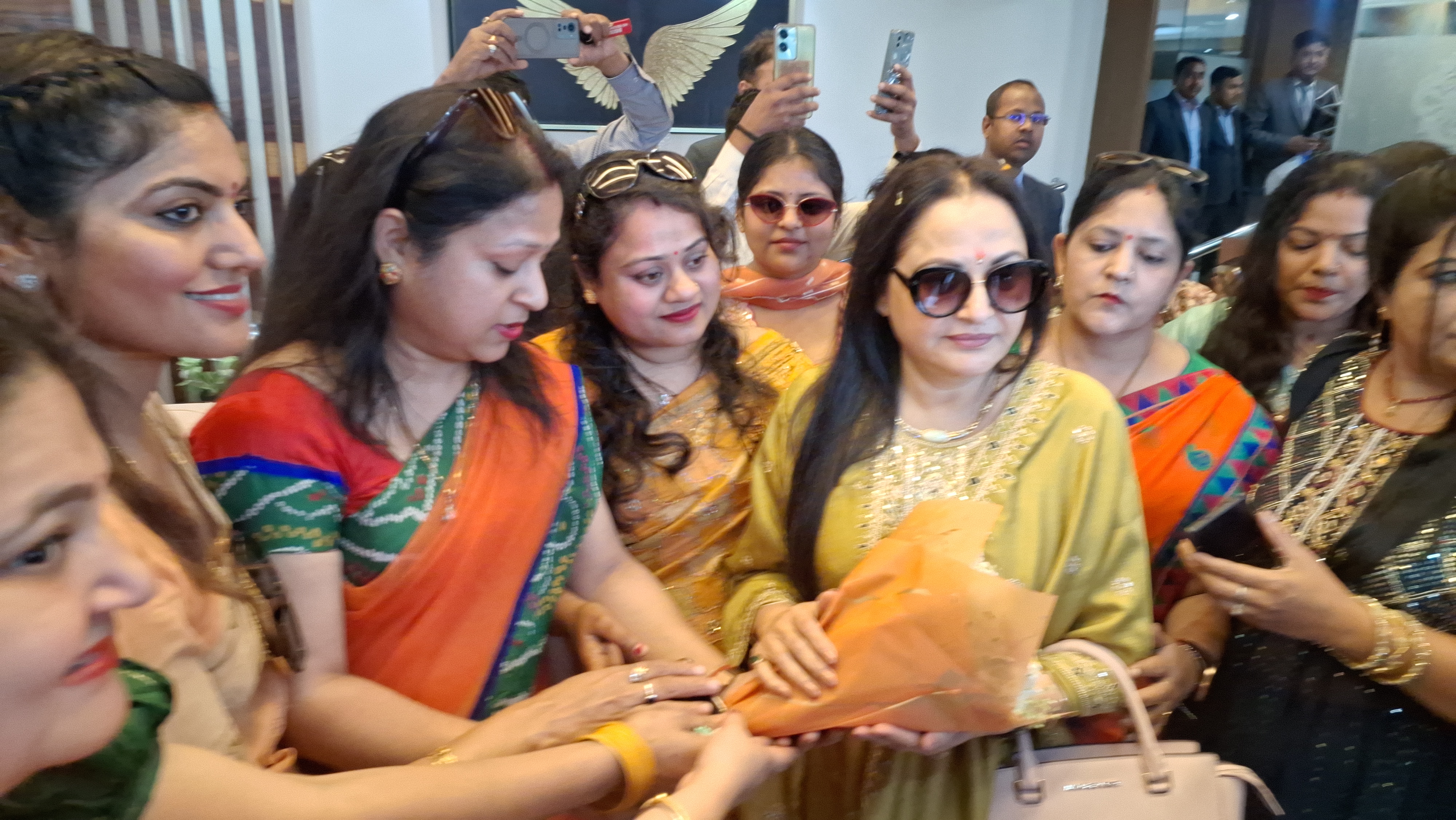 Actress Jaya Prada road show for municipal elections in Palamu