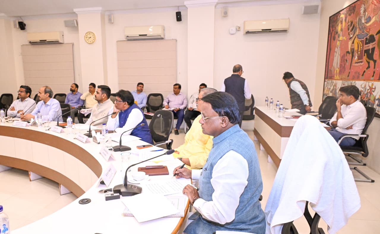 ପୁଞ୍ଜି ଆକର୍ଷଣ ପାଇଁ ମୁଖ୍ୟମନ୍ତ୍ରୀ ମୋହନ ଚରଣ ମାଝୀଙ୍କ ୩-ସୂତ୍ରୀ ଆକ୍ସନ ପ୍ଲାନ ।