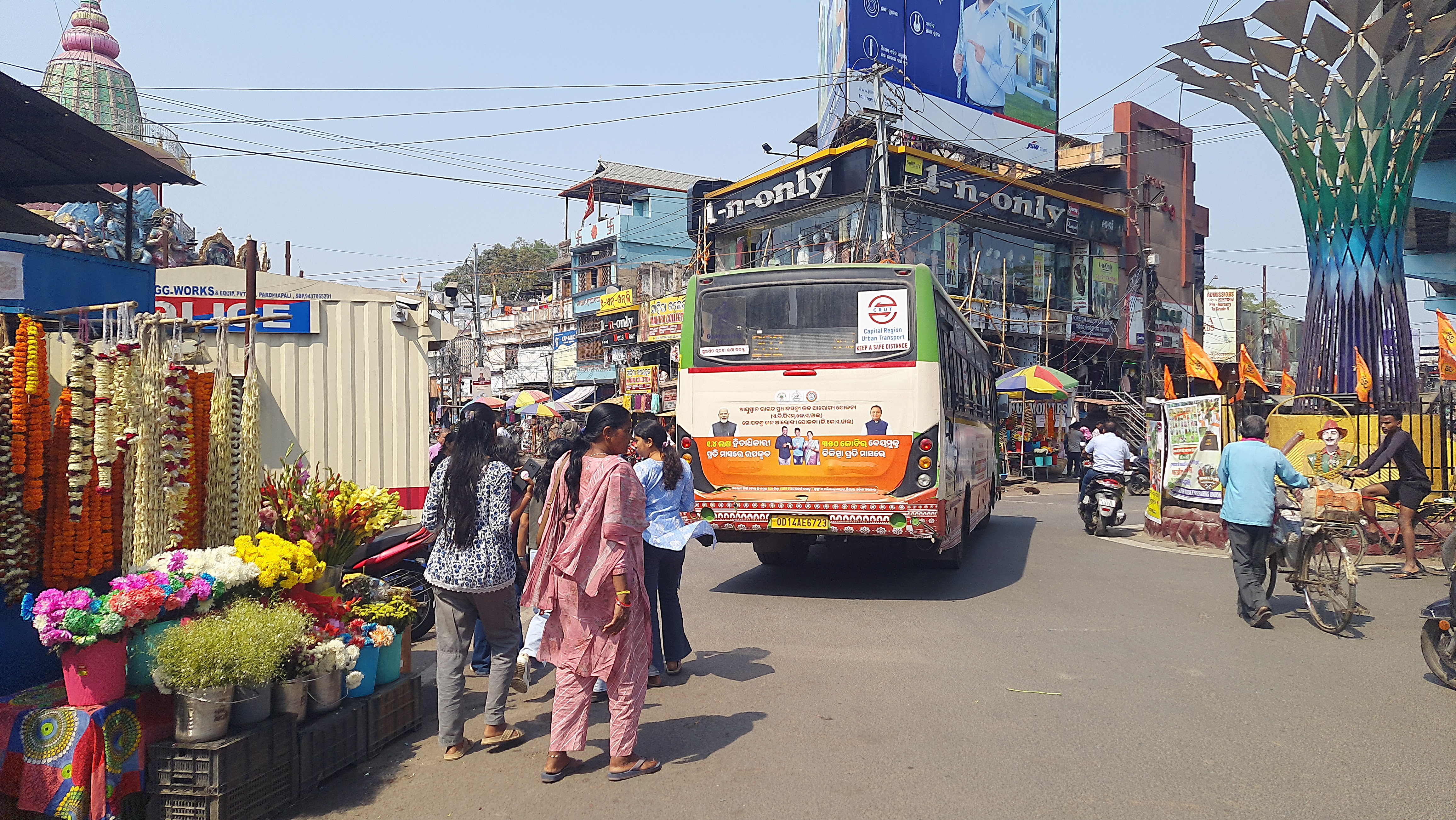 50 government buses are running in Sambalpur SMC, there are not enough  waiting areas