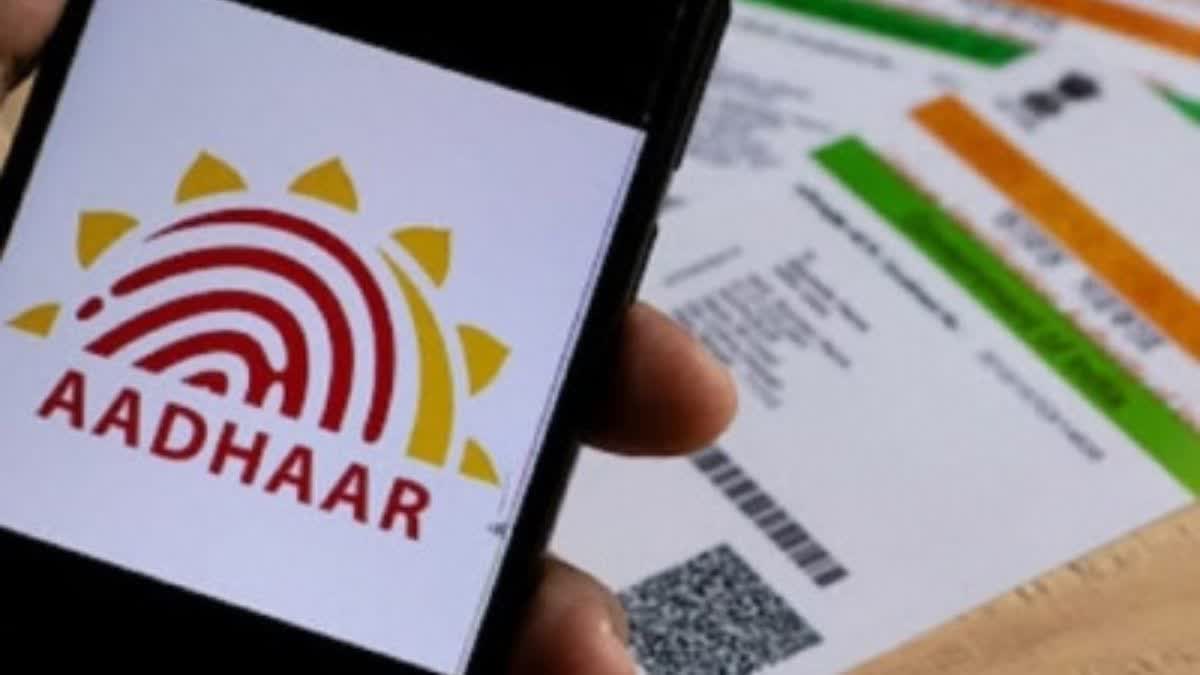 IMPACT STORY: UIDAI ने लिया ईटीवी भारत की खबर पर संज्ञान, 1 आधार नम्बर ...