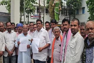 pay money to attend last rites