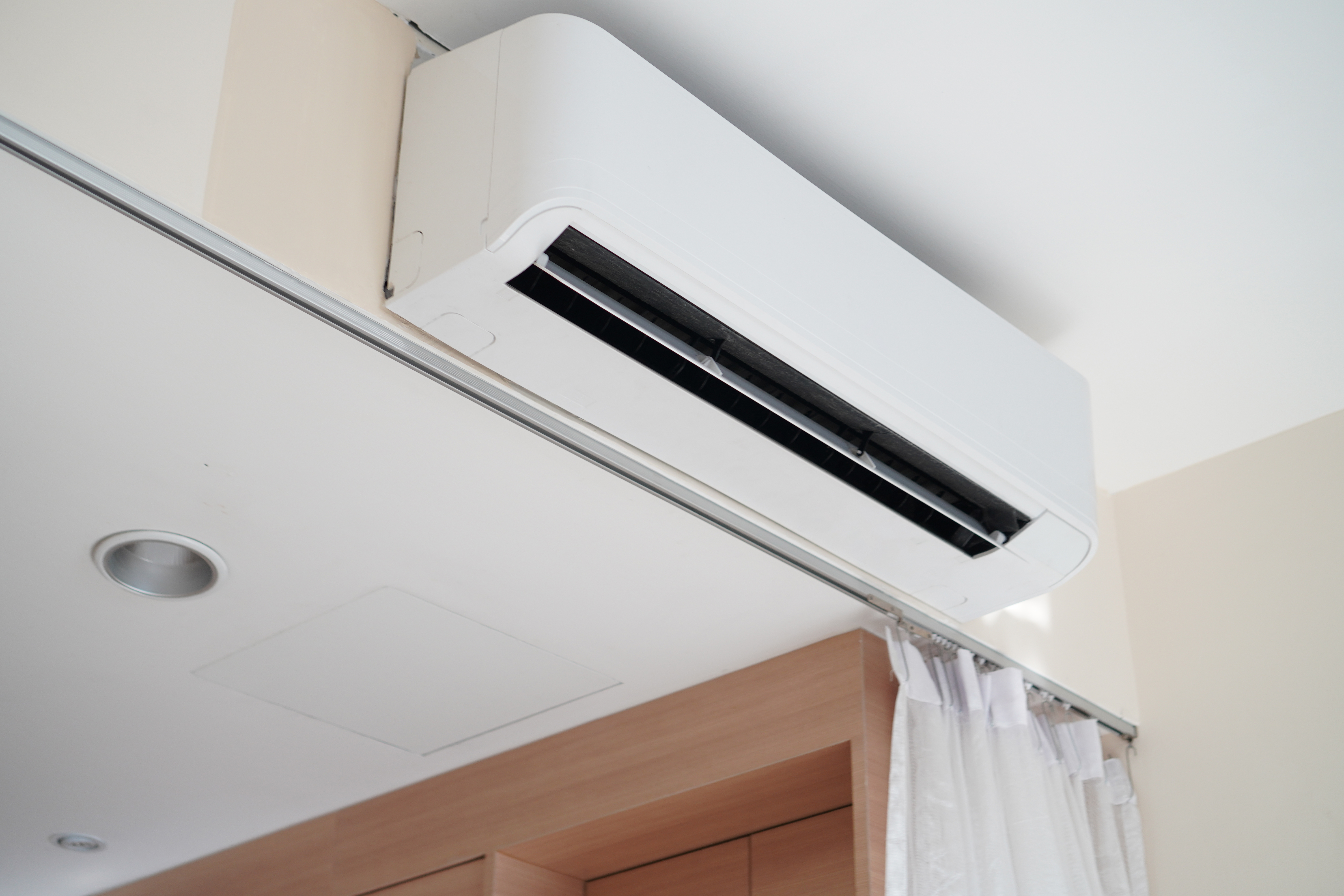 HOW TO VENTILATE AN AIR CONDITIONED  AIR CONDITIONED AC ROOMS  CLOSE DOORS IN AC ROOMS  ಹವಾನಿಯಂತ್ರಿತ ಕೋಣೆಯಲ್ಲಿ ಗಾಳಿಯ ಪ್ರಸರಣ