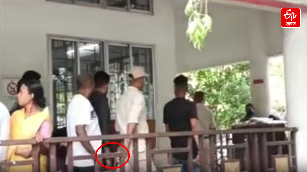 Sankor Jyoti handcuff issue