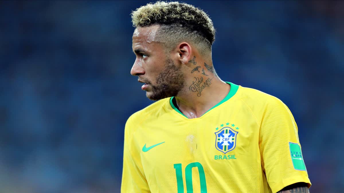 NEYMAR SUFFERS INJURY