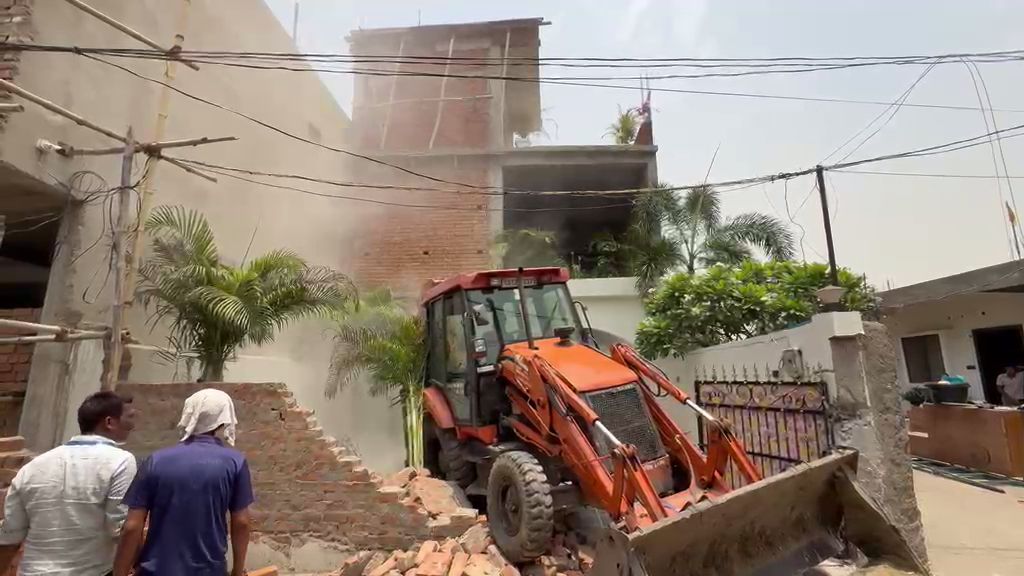 Bulldozer Action in Korba Bridge Theft Case