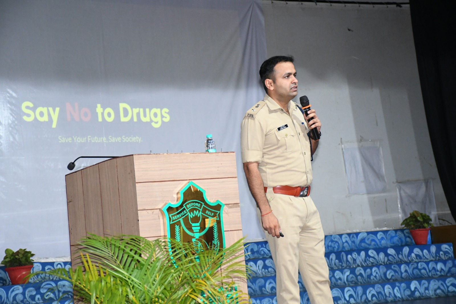 Special police awareness campaign to protect youth and students from harmful effects of drug abuse in Ranchi
