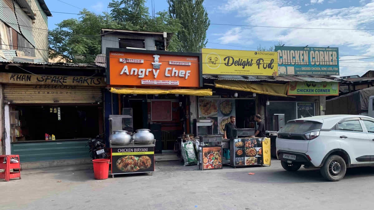 A bunch of local food joints in Srinagar