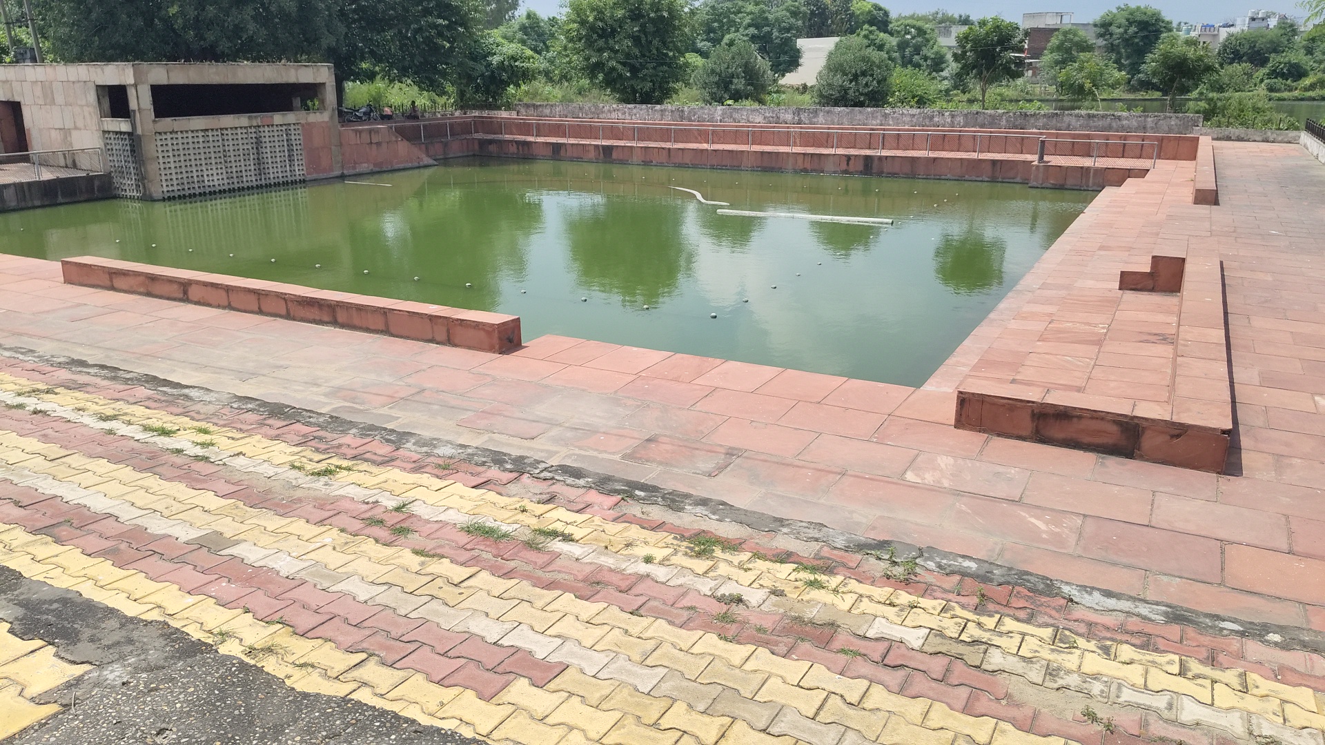 Banganga Tirtha of Kurukshetra Arjun shot an arrow gave Ganga water to Bhishma Pitamah during Mahabharata