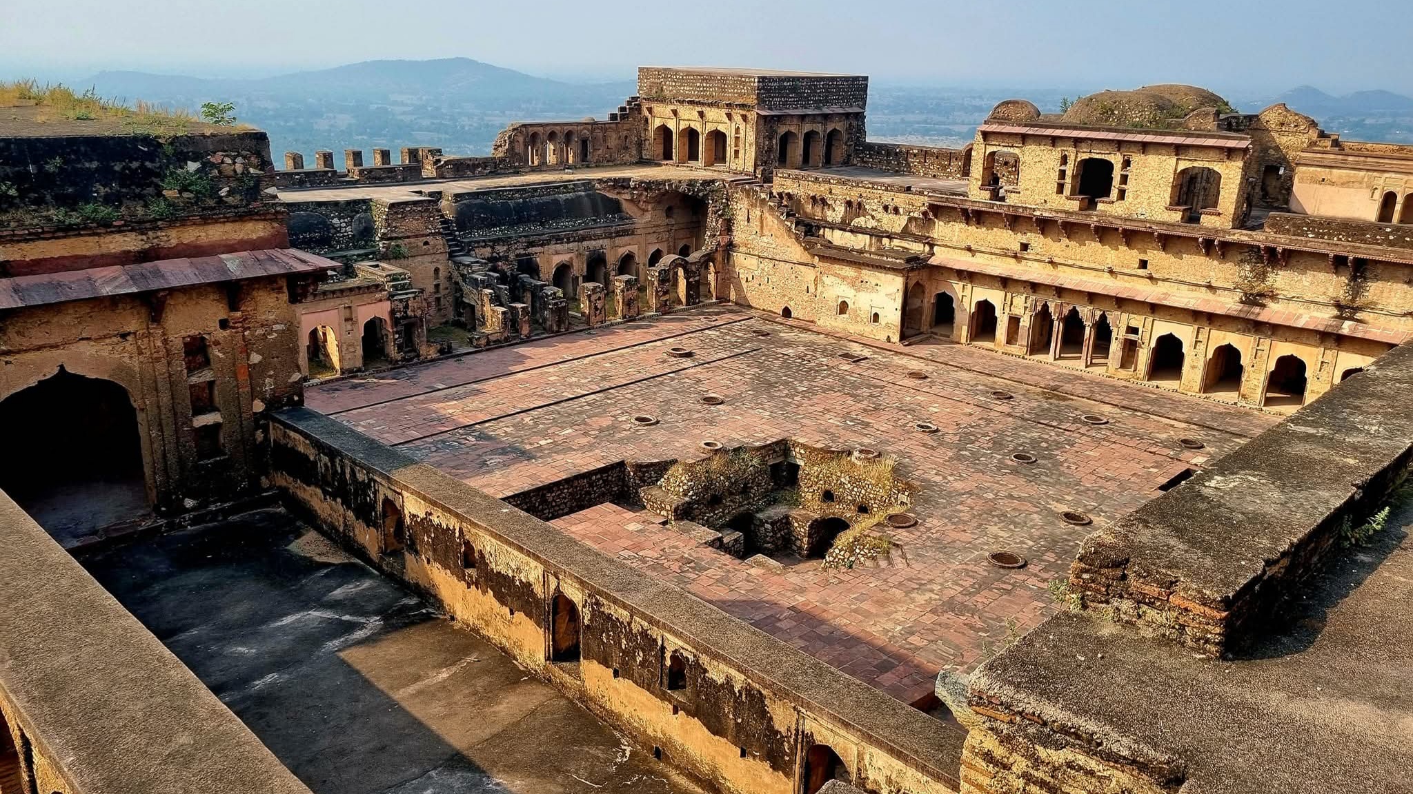 GARH KUNDAR FORT HISTORY