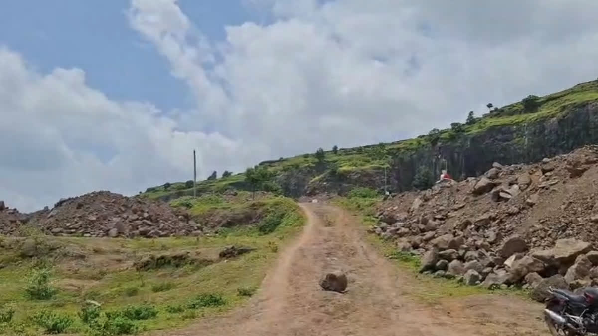 Father, Mother And Son Die After Fall From Hill In Maharashtra