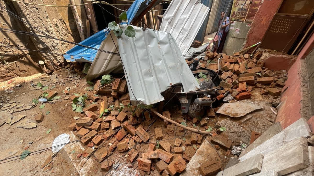 A worker was killed while two others were injured after a portion of an old and dilapidated building collapsed in Delhi's Karol Bagh locality on Friday.