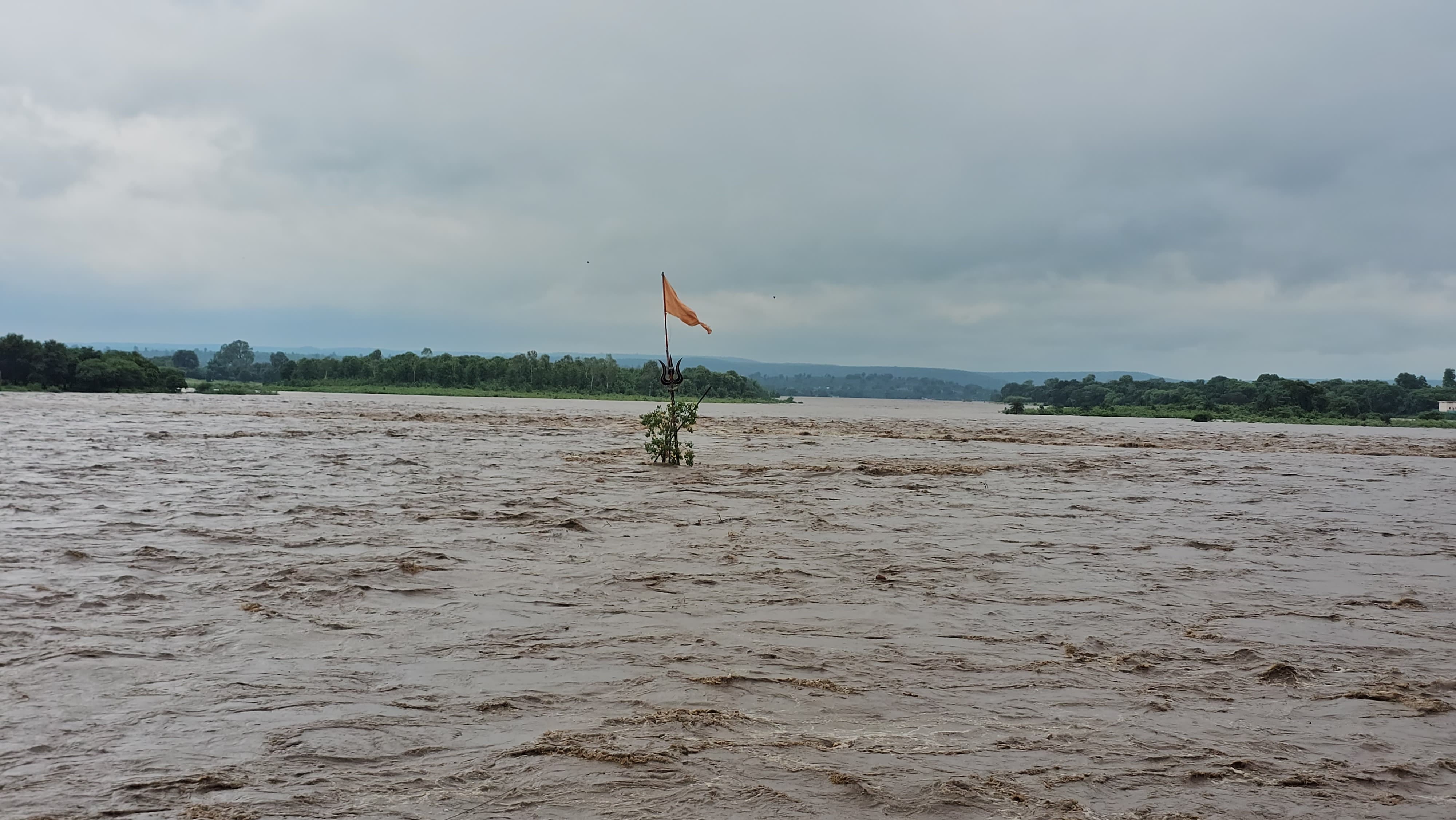 NARMADA RIVER WATER LEVEL INCREASE