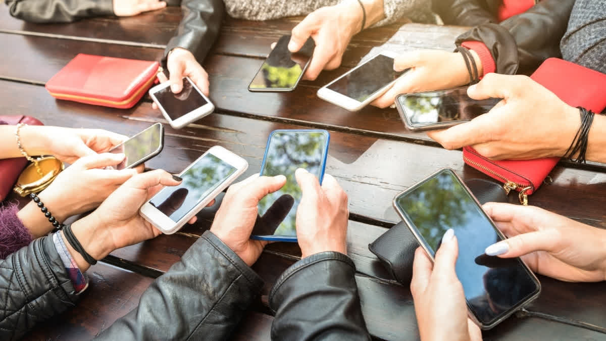 Suspension Of Mobile Internet For Exam Arbitrary Decree To Hide Jharkhand Govt Failure: BJP Representational Image