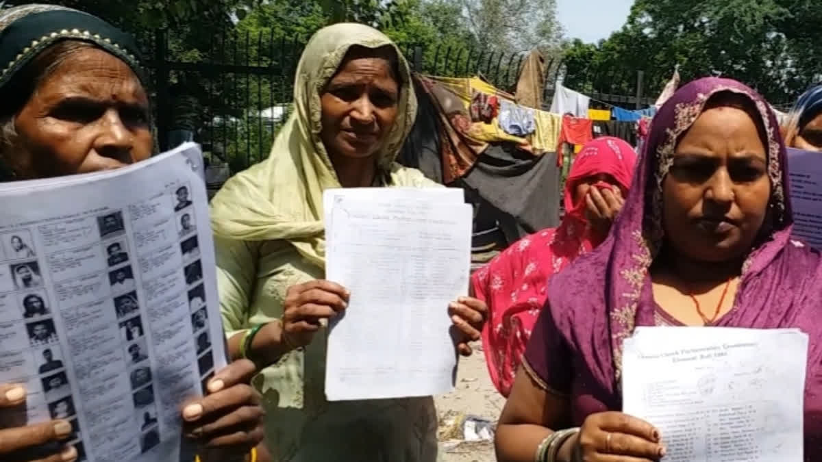 People who got SIR notices in New Delhi.