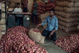 kya-hua-tera-vada-congs-dig-at-pm-modi-on-rising-prices-of-food-items